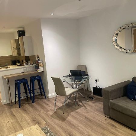 Mint Drive Apartment Бирмингам Екстериор снимка