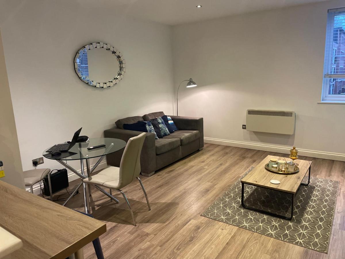 Mint Drive Apartment Бирмингам Екстериор снимка